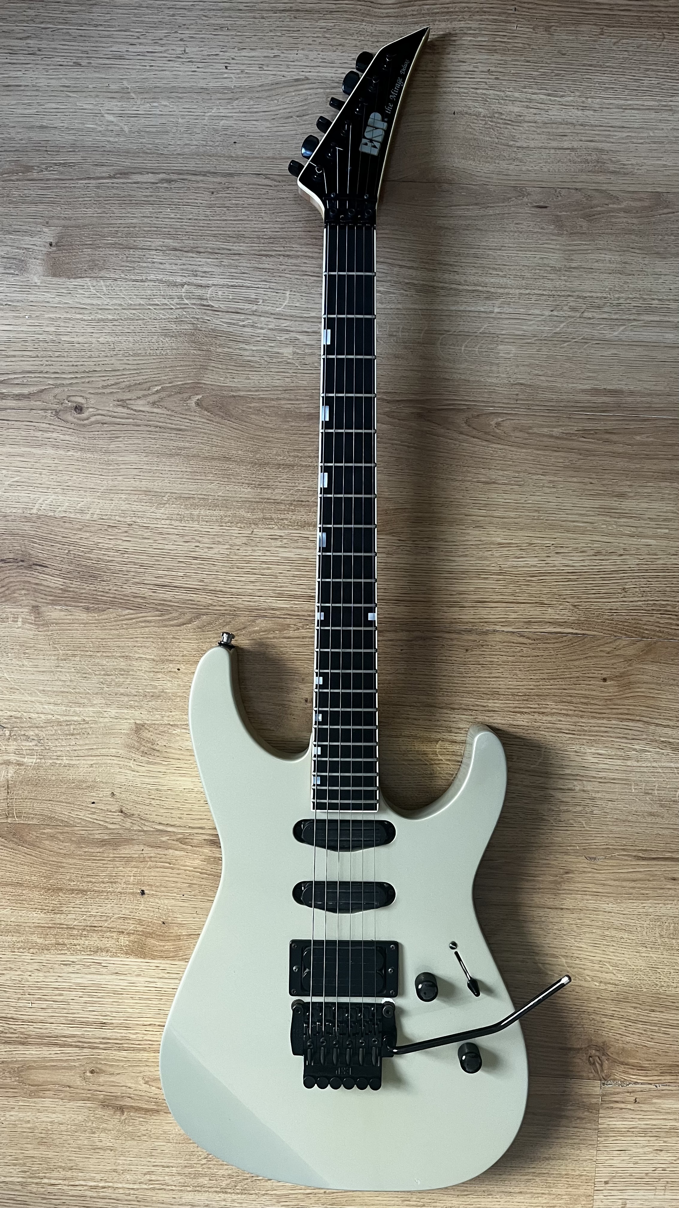 ESP Mirage Deluxe (48760)