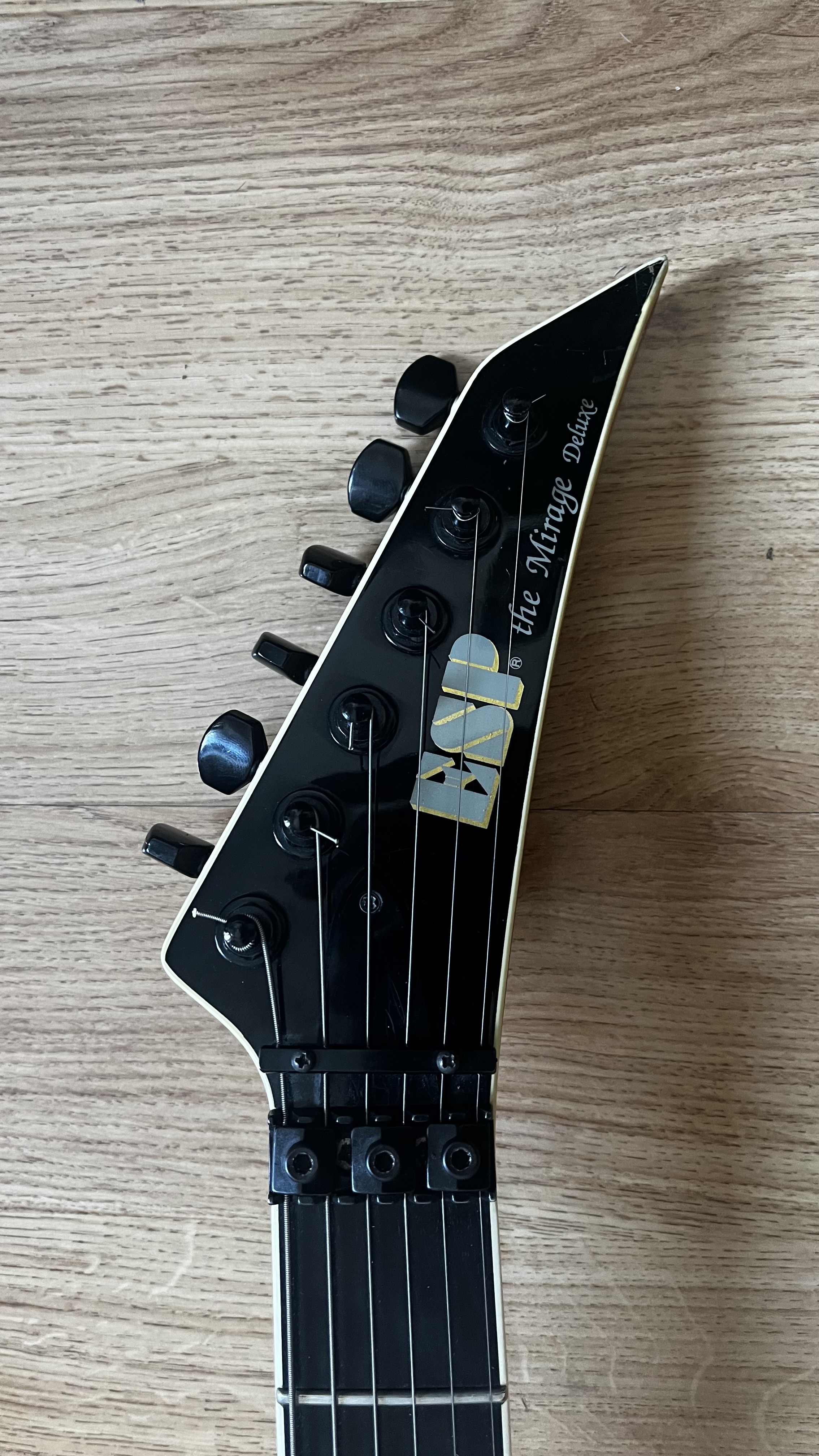 ESP Mirage Deluxe (32881)
