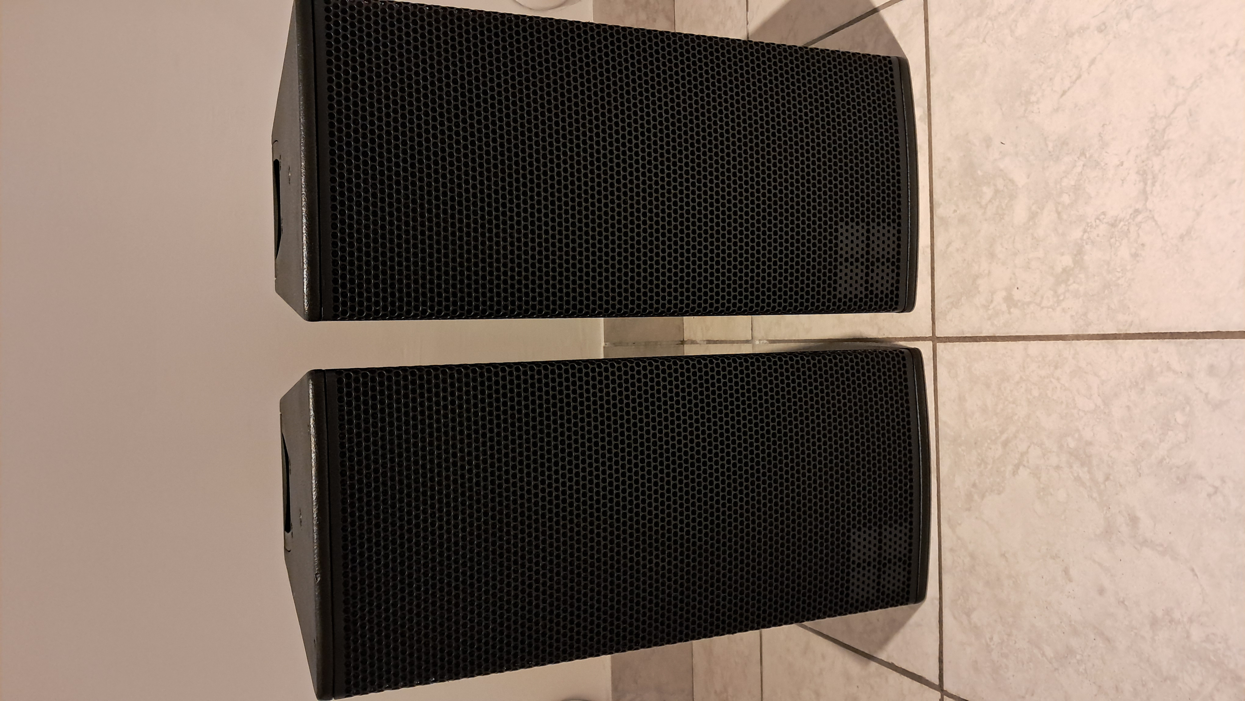 Vends d&b audiotechnik Y7P