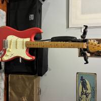 Fender Stratocaster Série limitée 75 EME anniversaire stylée road worn 50S COULEUR FIESTA RED