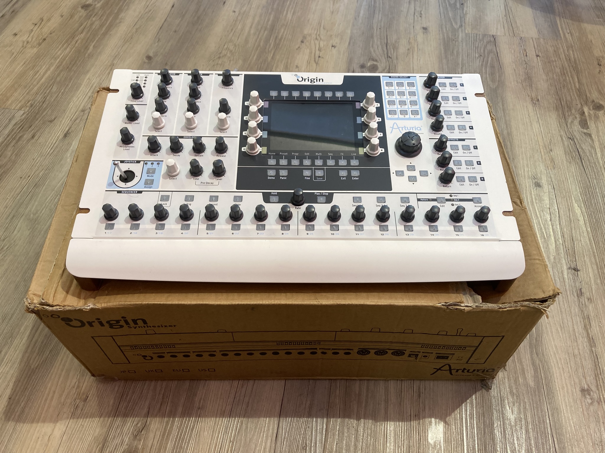 Arturia Origin (38999)