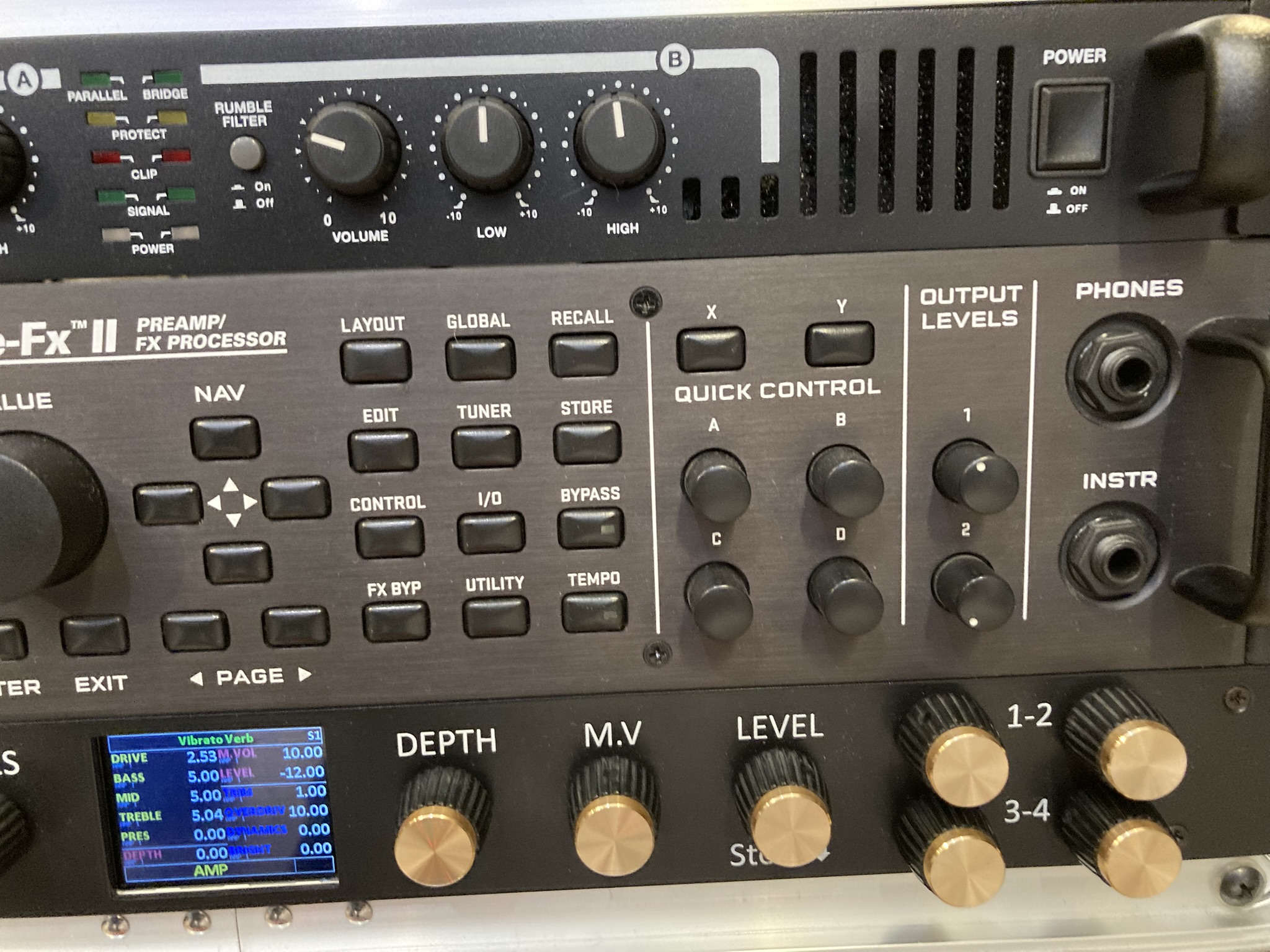Fractal Audio Systems Axe-Fx II (75222)