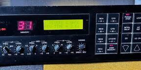 Vends unité de réverbération Yamaha REV 5