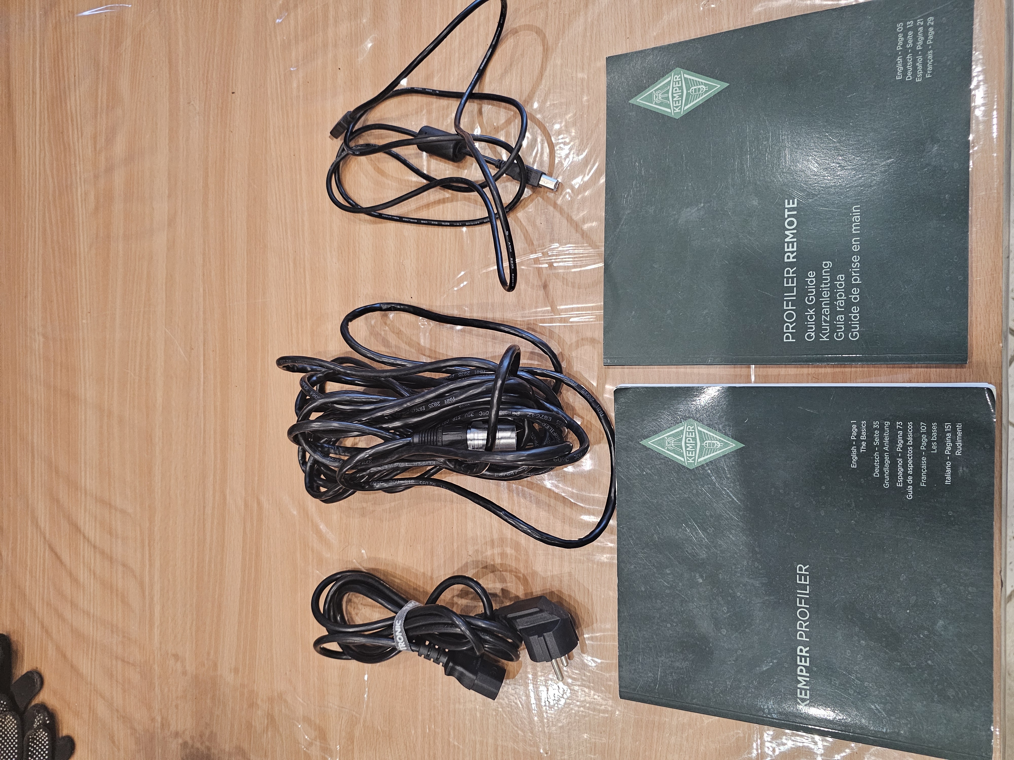 Kemper profiler powerhead + Profiler remote + housses