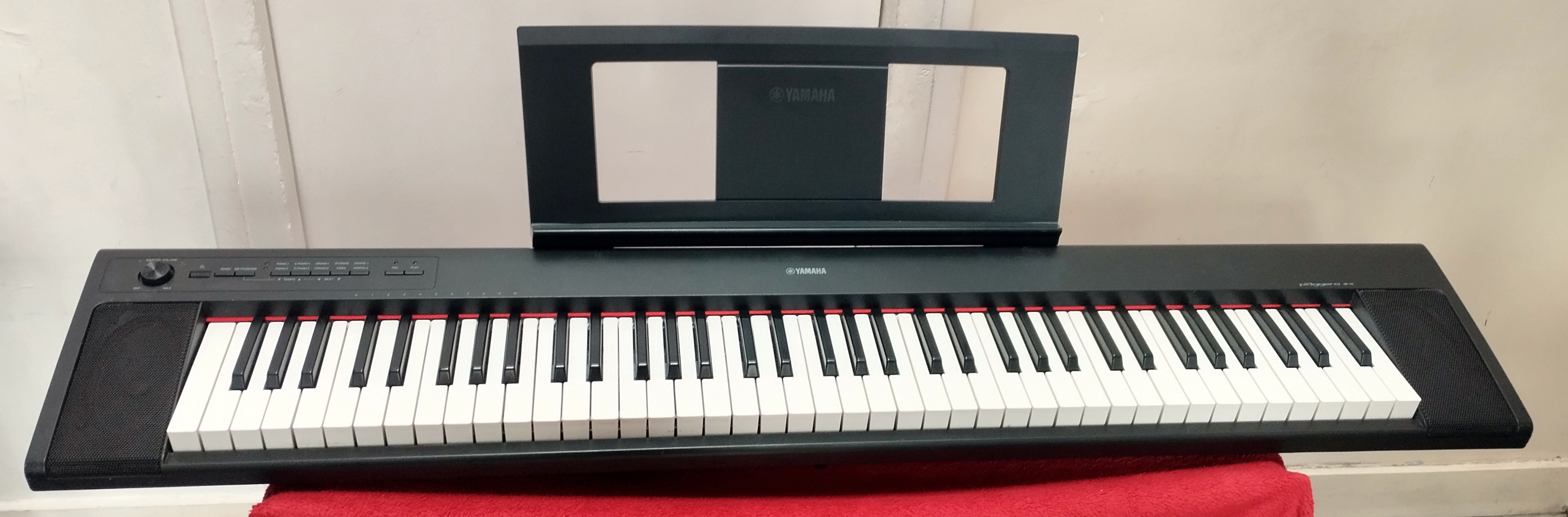Vends Piano Yamaha Piaggero NP-32