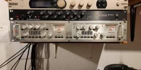 DBX 576 Preampli + compresseur