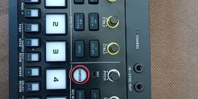 vends Roland AIRA Compact P-6 Sampler