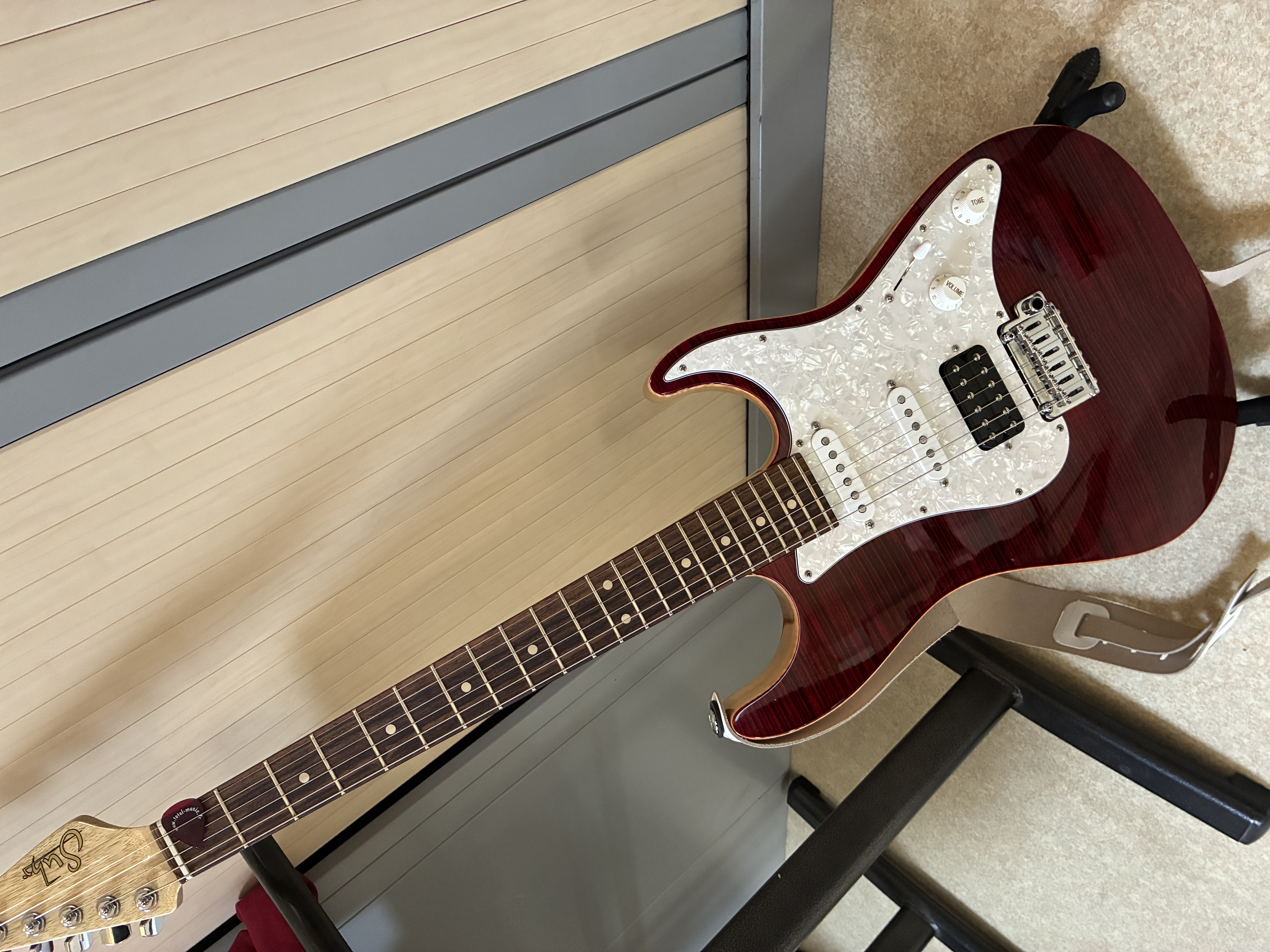 Vds / échange - Suhr Standard tout Korina, Flame Pepper Red 