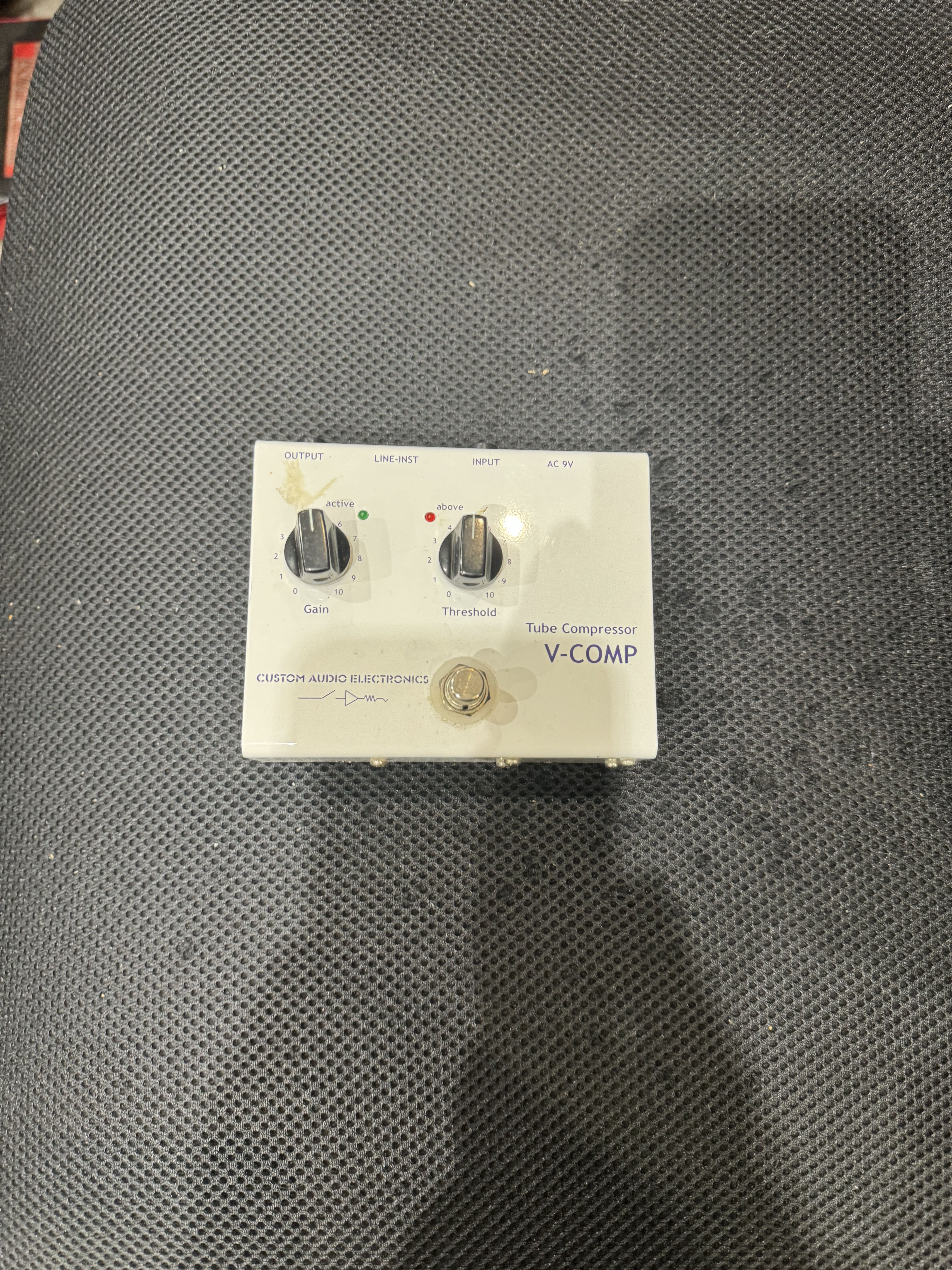 CUSTOM AUDIO ELECTRONICS TUBE COMPRESSOR V-COMP