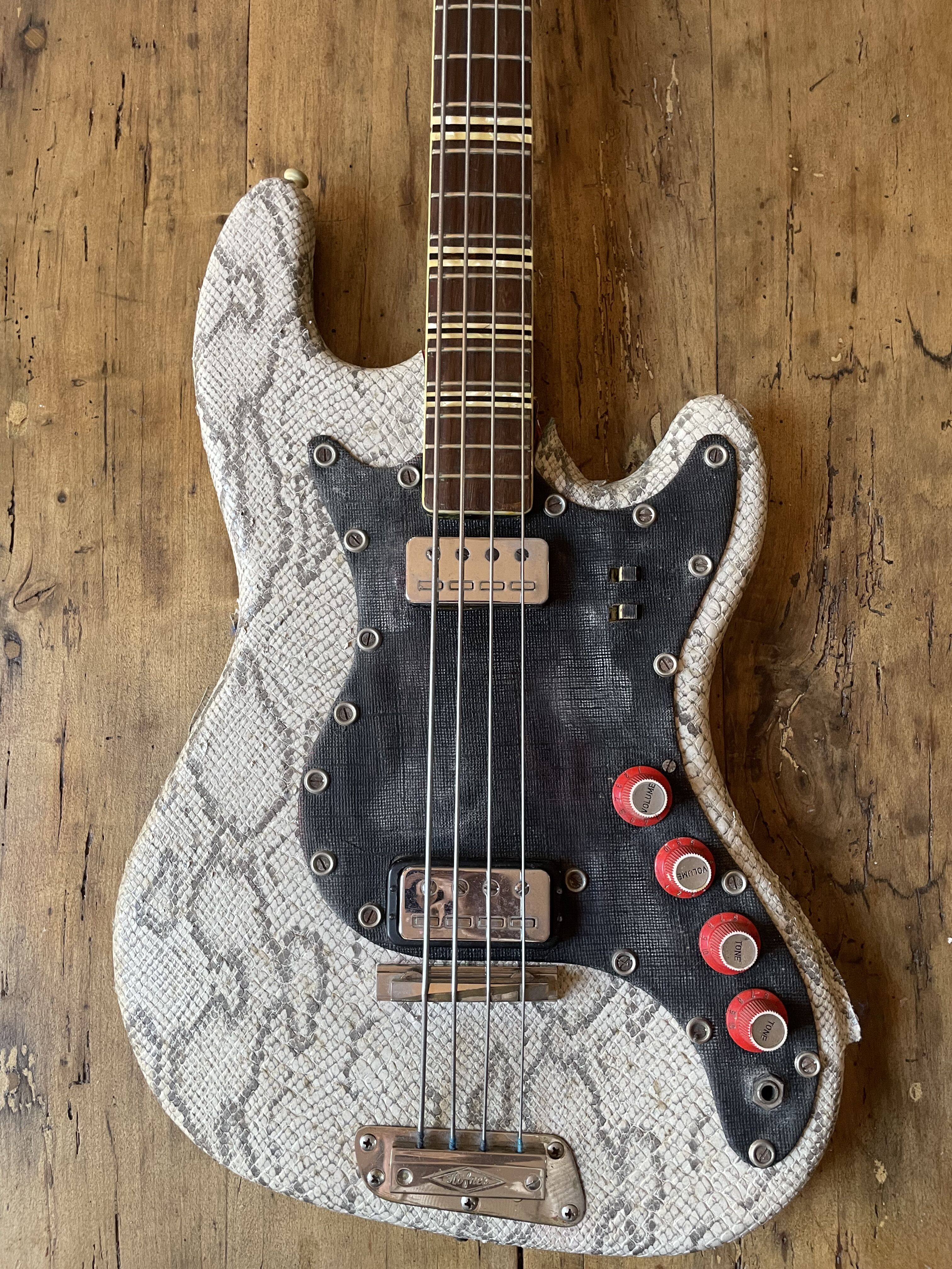 Basse Hofner 185 Artist Bass (1962-1980) + housse