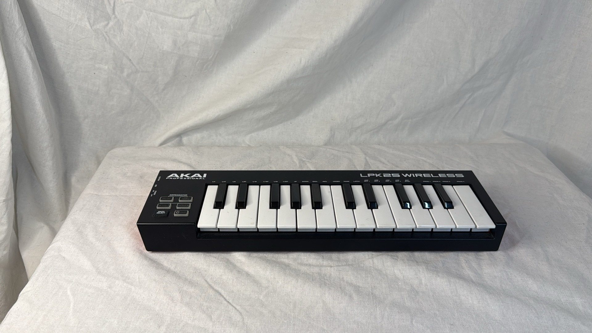 Akai LPK wireless en très bon état