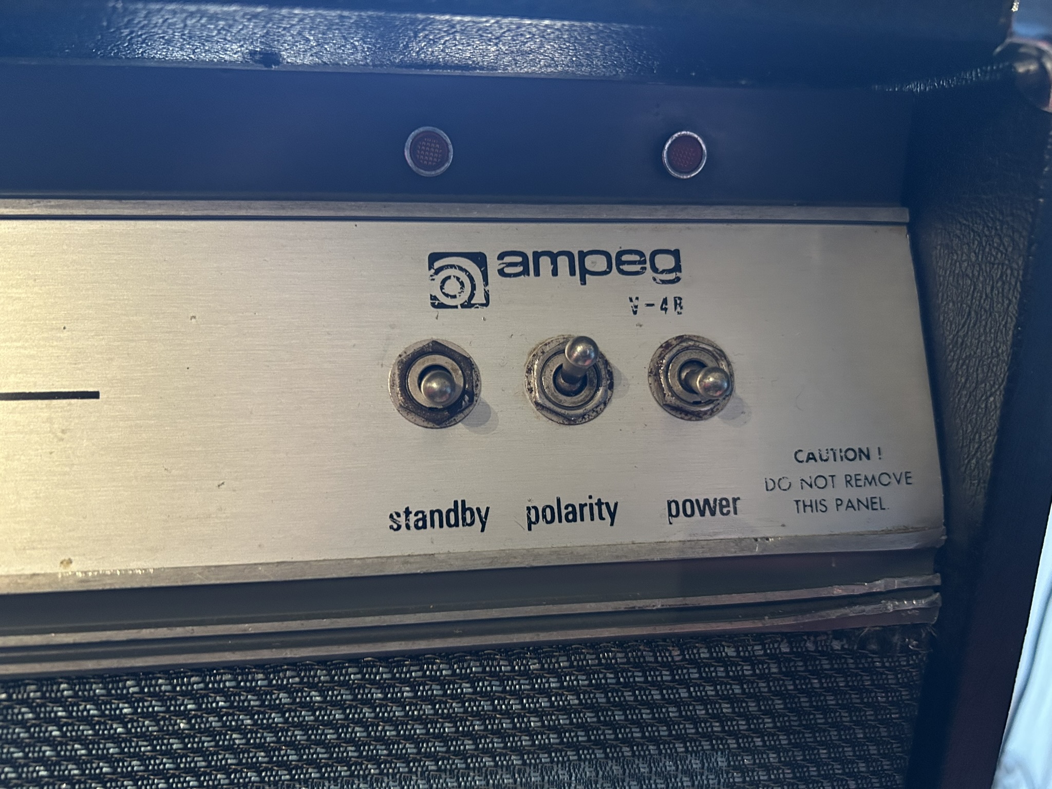 Ampeg V4B 1972 vintage tête ampli basse lampes USA