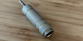 Adaptateur à clipser neuf, acheté en pack de 2 et dont cet exemplaire m’est inutile. Large disponibilité pour remise en main pr