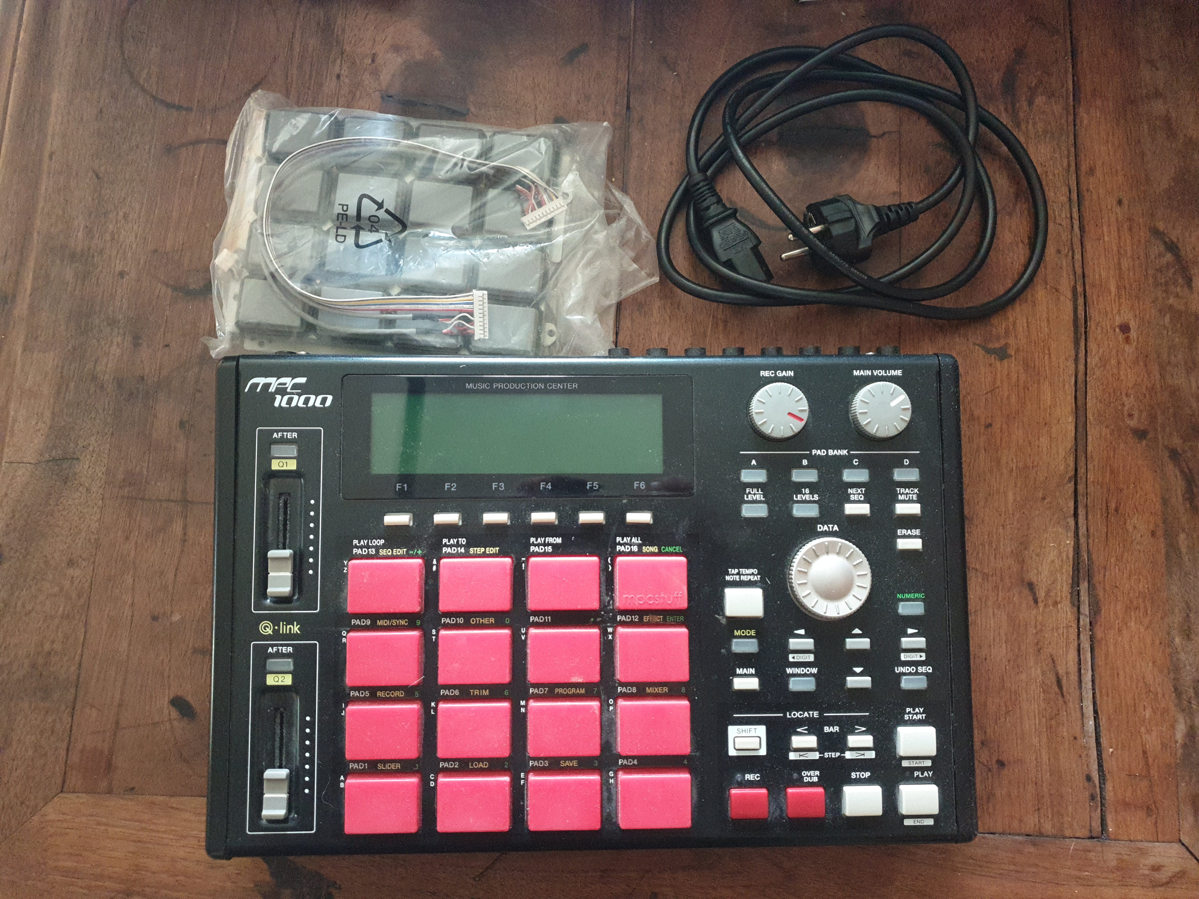 MPc 1000 Black - Sans JJos
