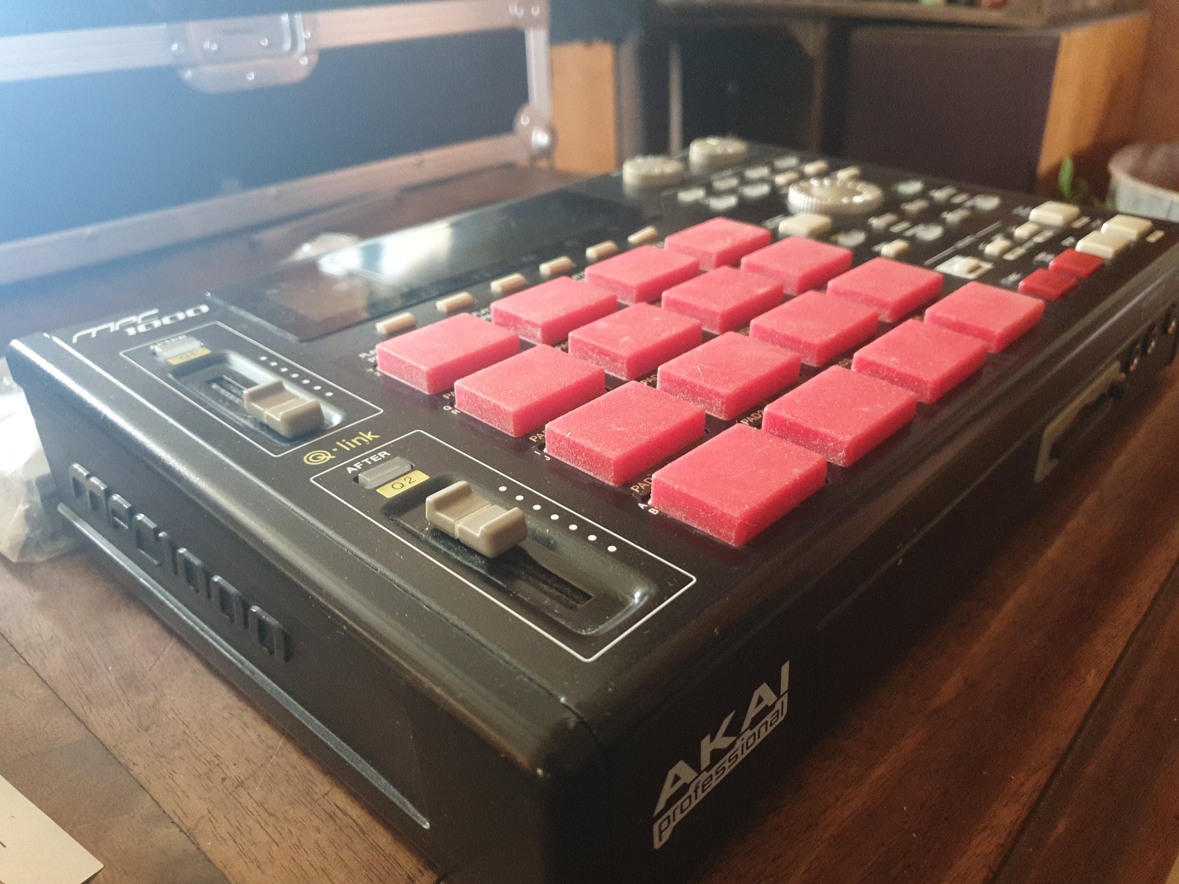 Akai Professional MPC1000 Black (5960)