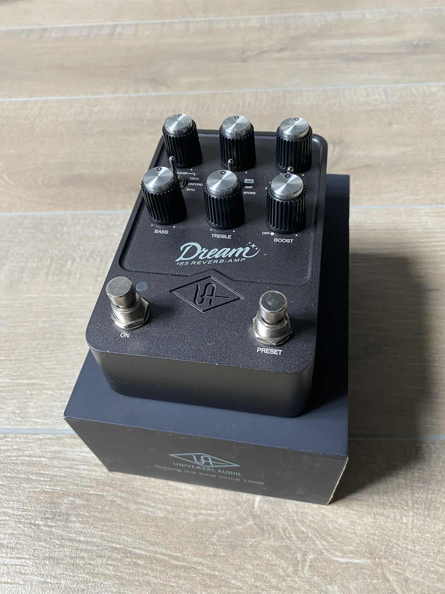 Universal Audio Dream - 2