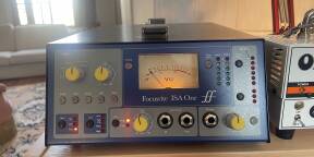 Focusrite Isa One très bon état.