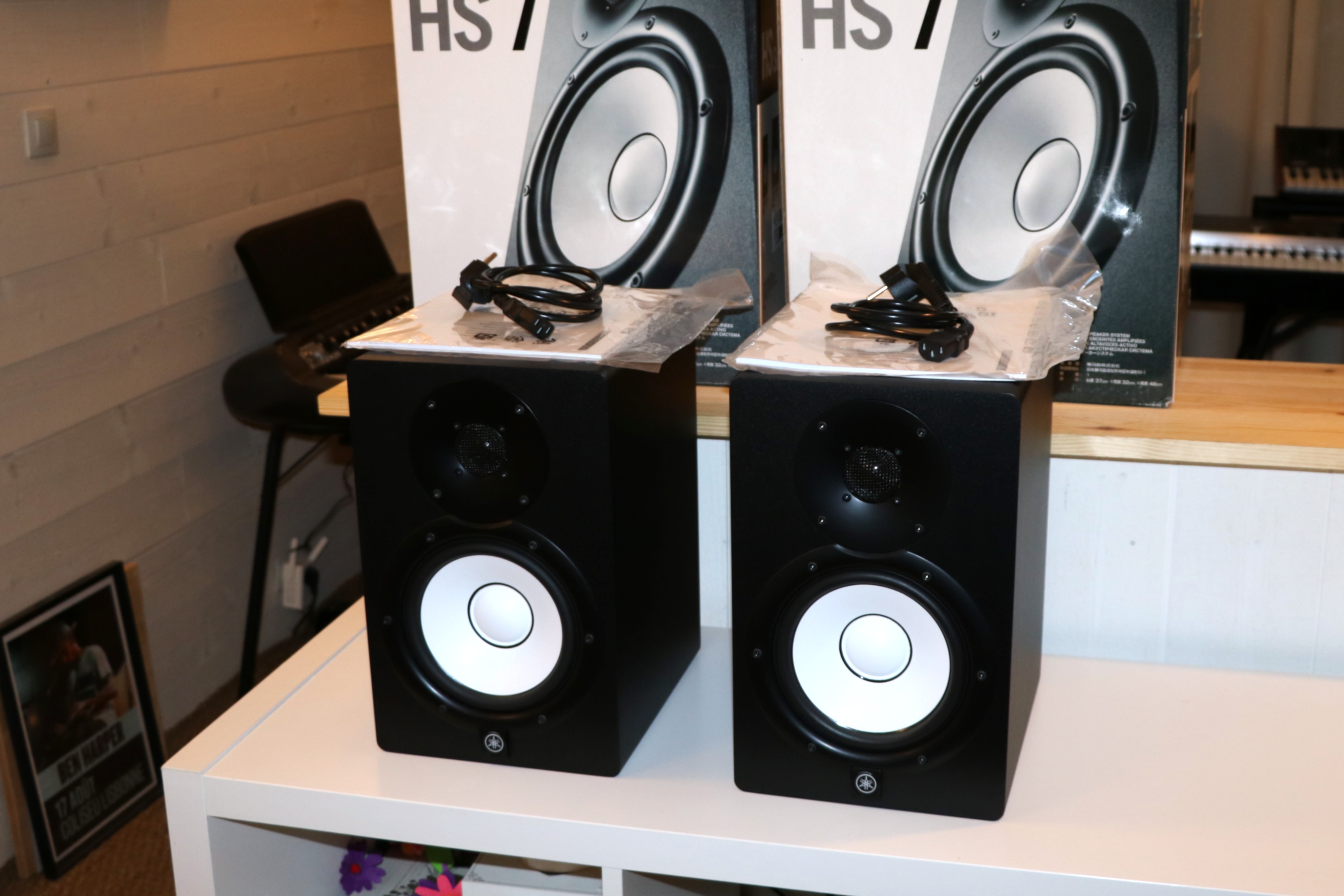 2 Enceintes Yamaha HS7 (Sous Garantie)