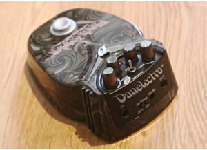 Danelectro LM-1 Black Paisley Liquid Metal