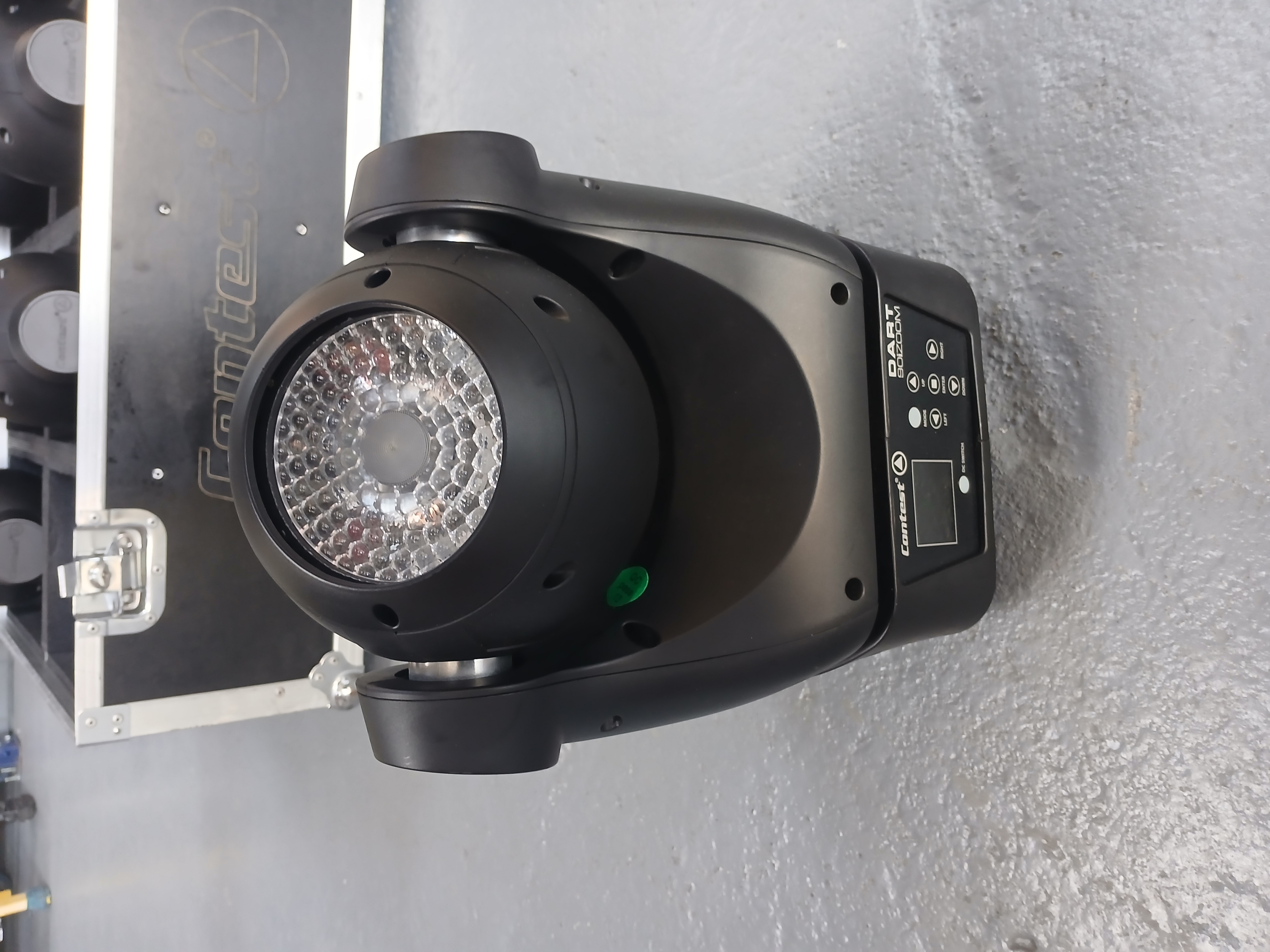 Dart 90i Zoom Lyre à Led Contest