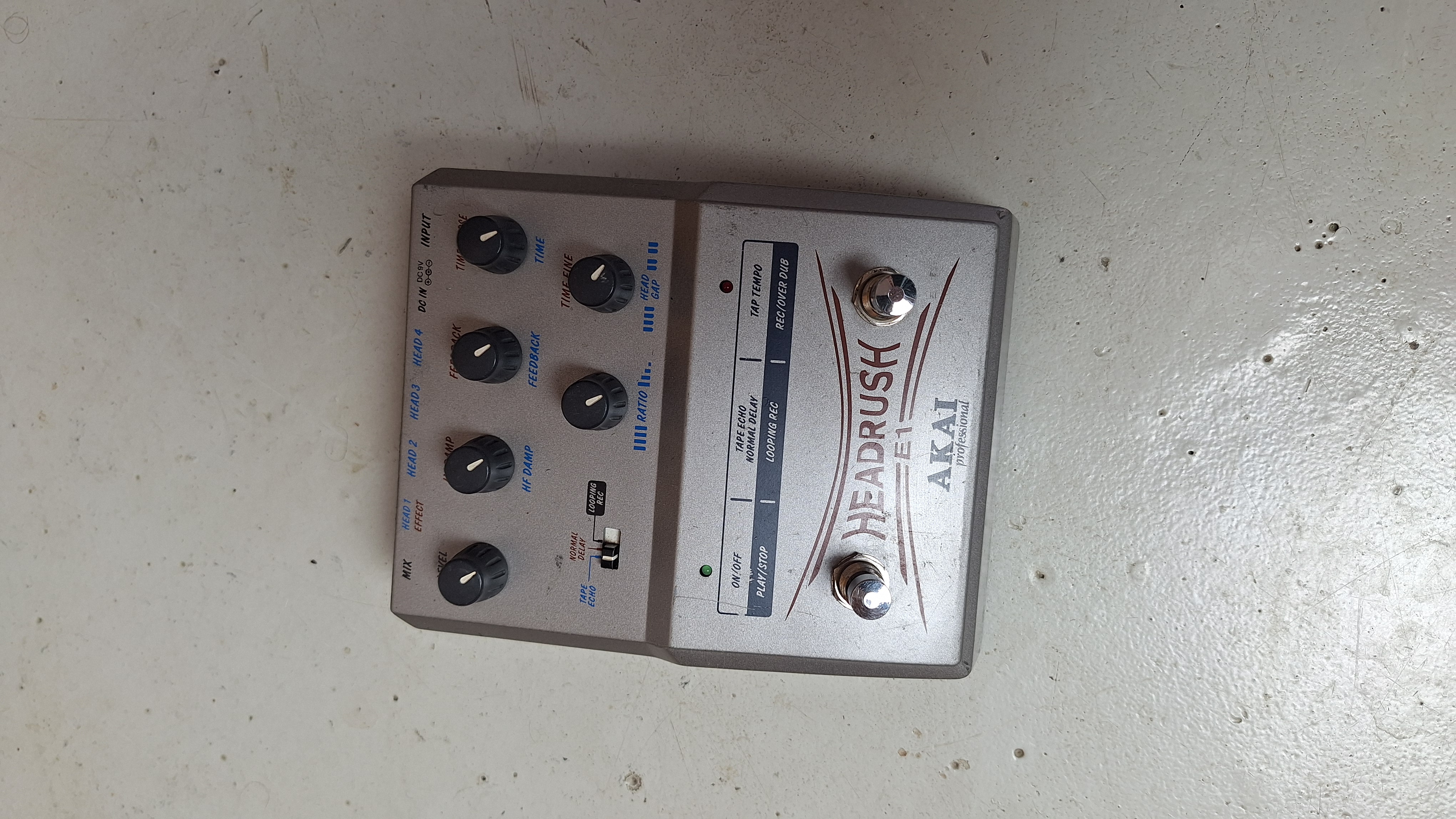 Akai Professional Head Rush E1 (56303)