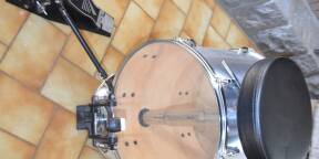 Grosse caisse avec siège intégré