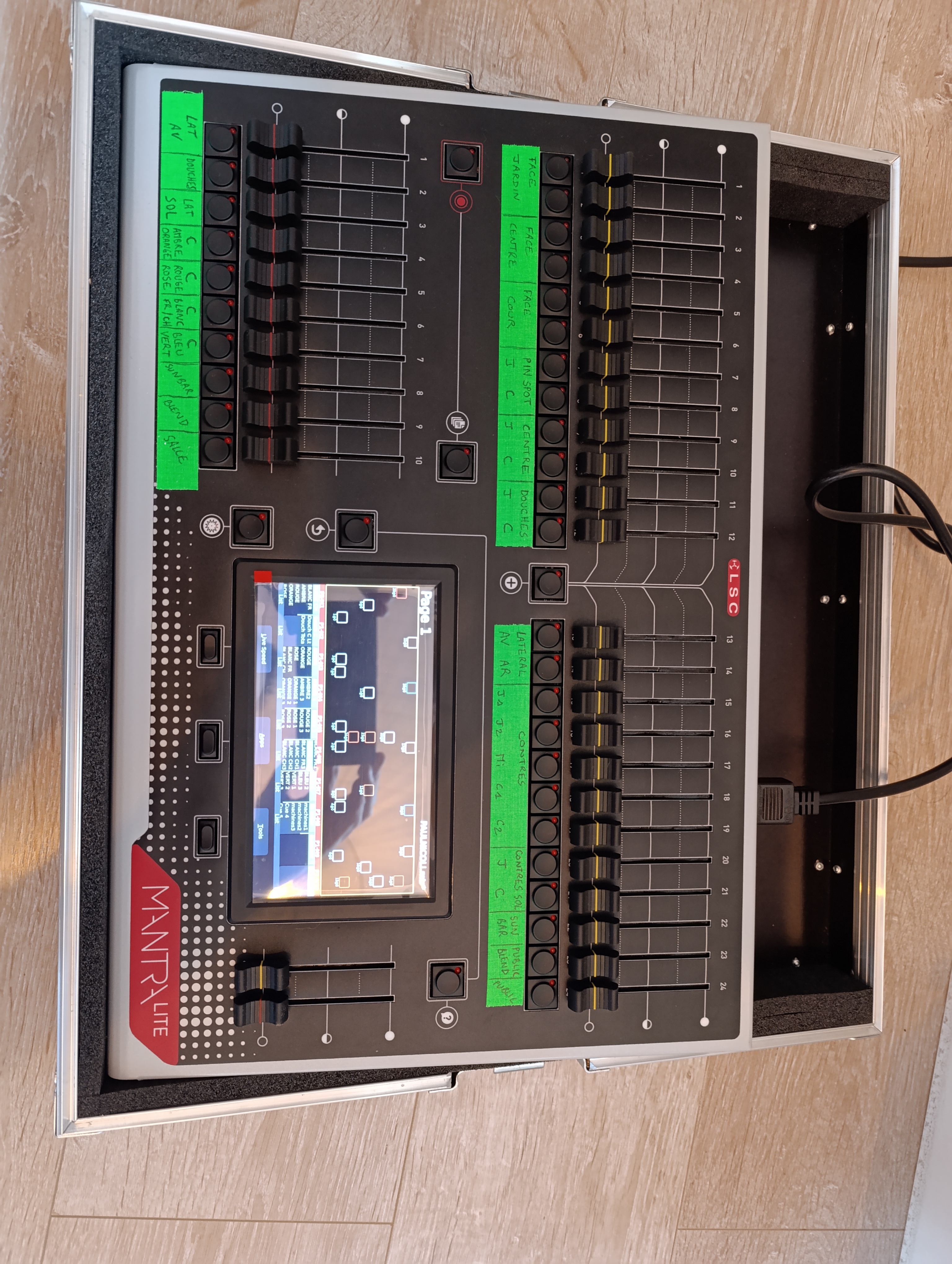 Console lumière LSC Mantra Lite