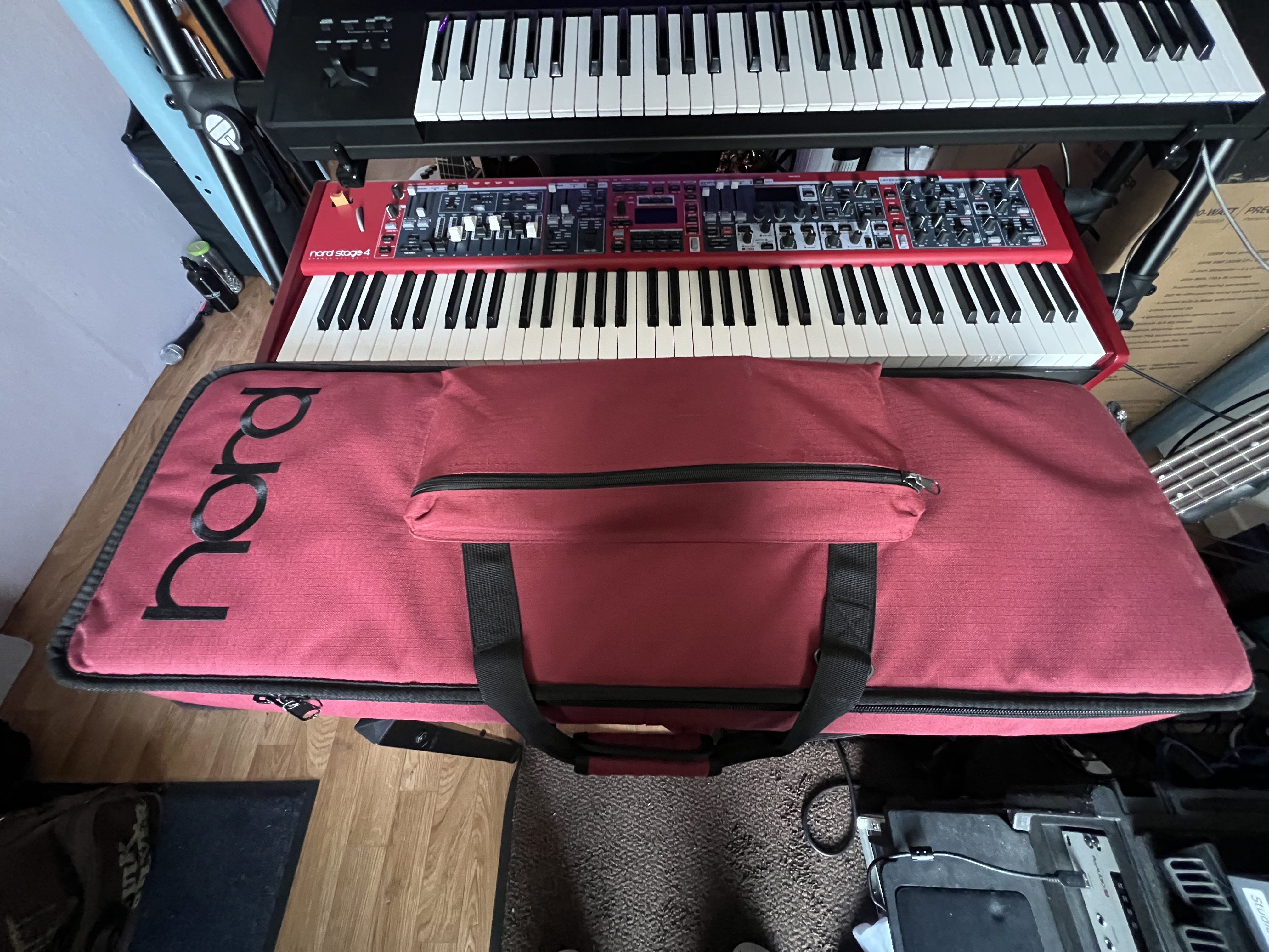 Vends Nord Electro 6D 61 + Housse