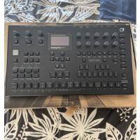 Elektron Analog Four Black version (la dernière en date) excellent etat