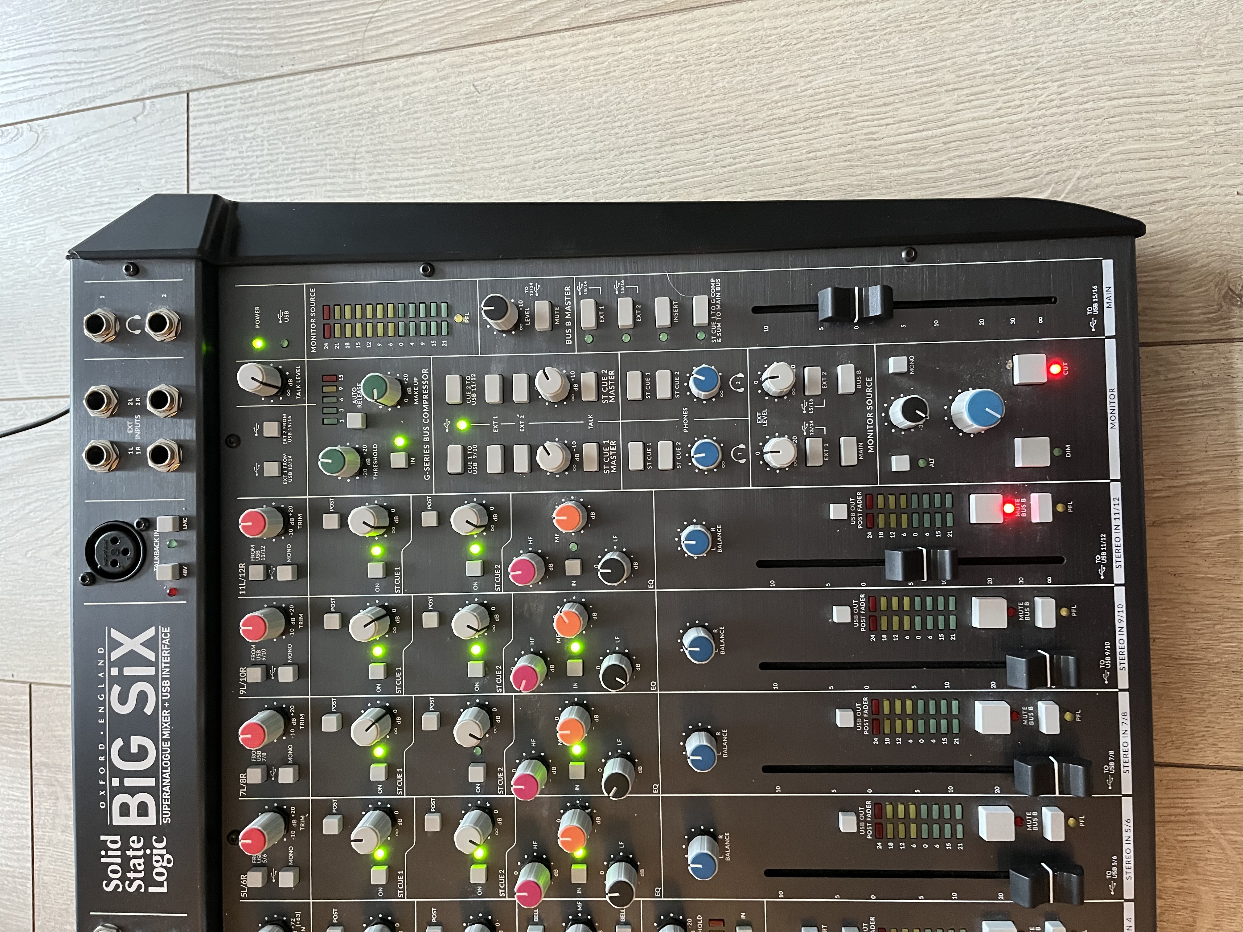 SSL BiG SiX (25332)