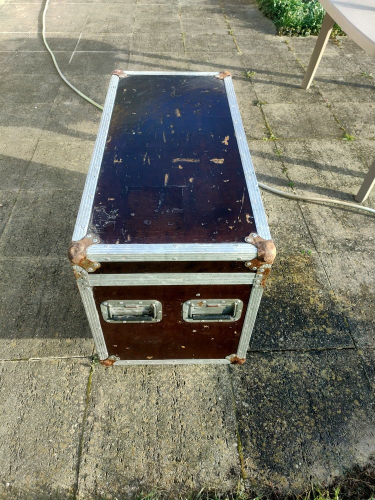 vends ce flycase de rangement 