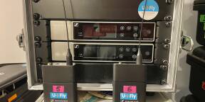 Vends ensemble Sennheiser EW-D (Q1-6) avec 2 serres têtes HSP2