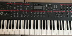 A vendre Dave Smith Instruments Prophet 12