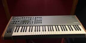 Access Virus TI – Synthétiseur professionnel – État exceptionnel