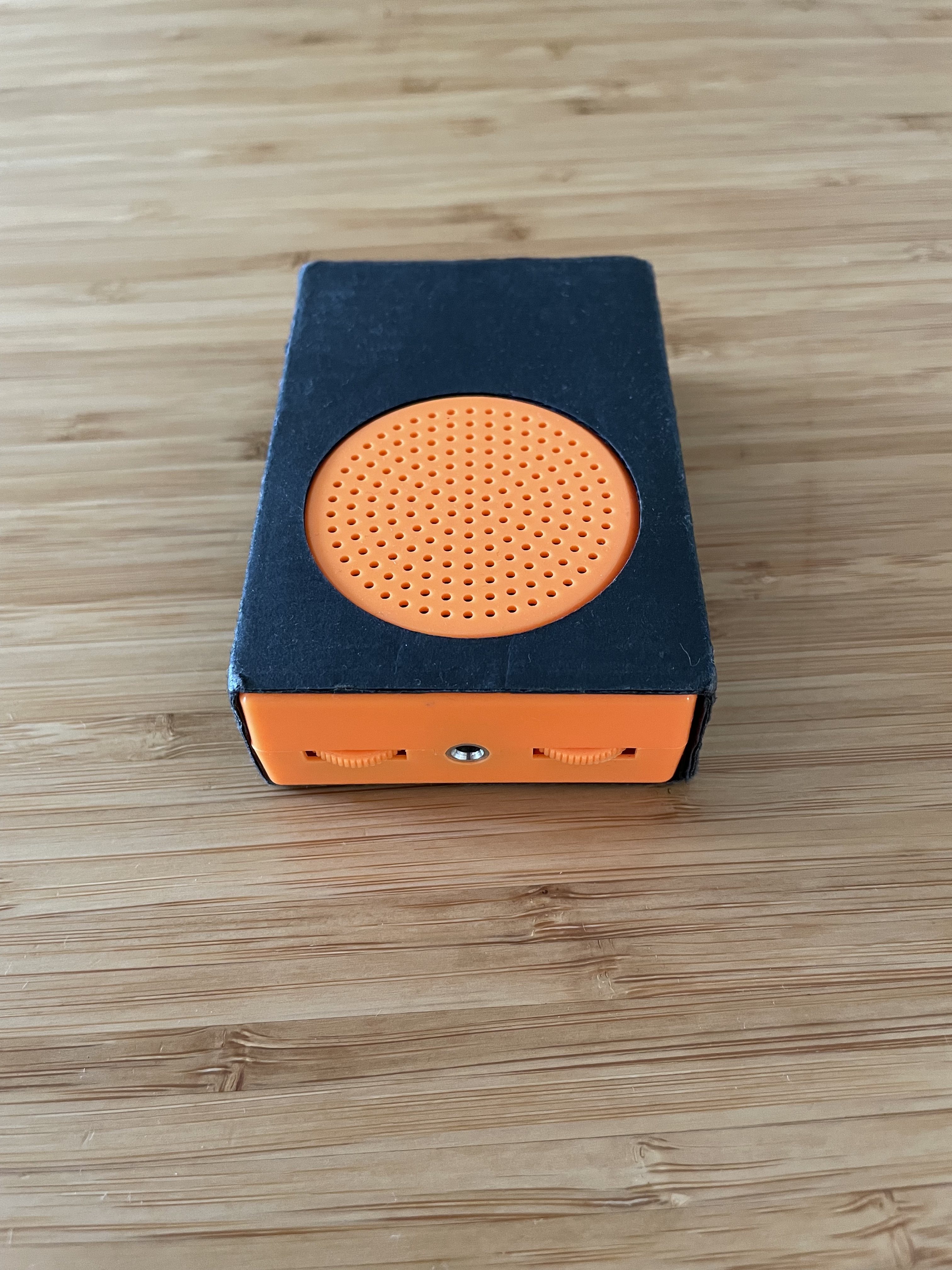 Buddha Machine Buddha4 orange par FM3 (9 x 2.5 cm) 