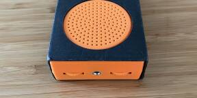 Buddha Machine Buddha4 orange par FM3 (9 x 2.5 cm)