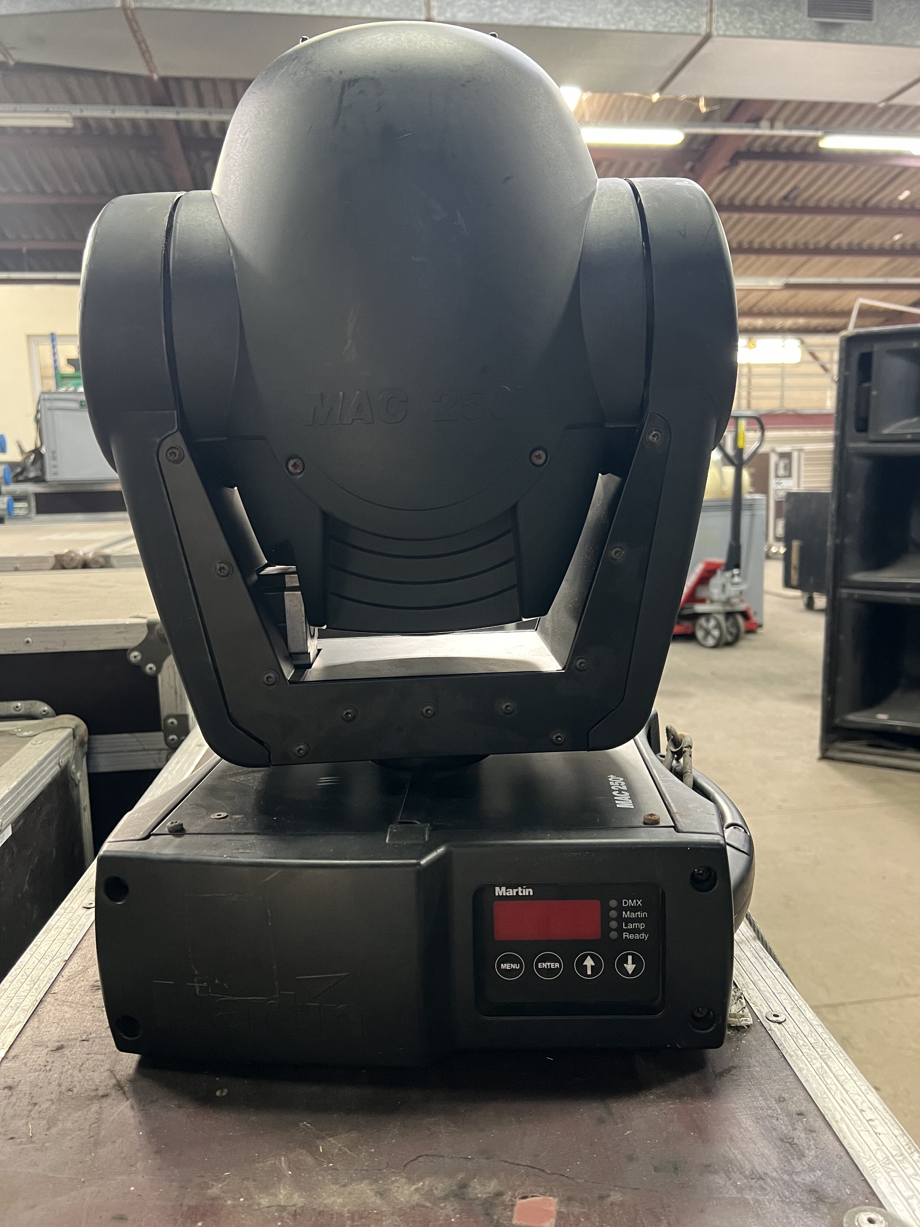 MAC 250+ - Martin (problème alimentation électrique)