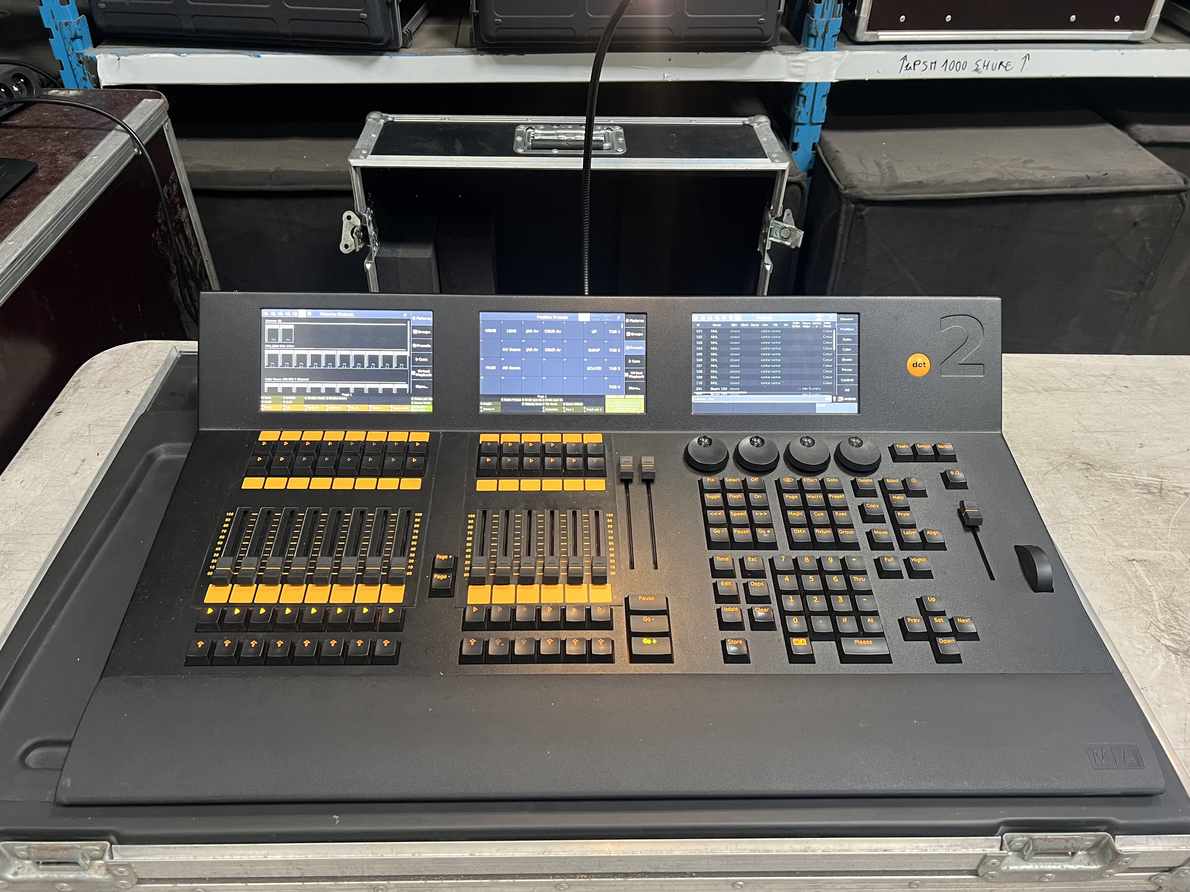 Console lumière MA LIGHTNING DOT2 XL-F