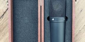 Vends Neumann U87 Ai mt + Neumann EA 87 mt
