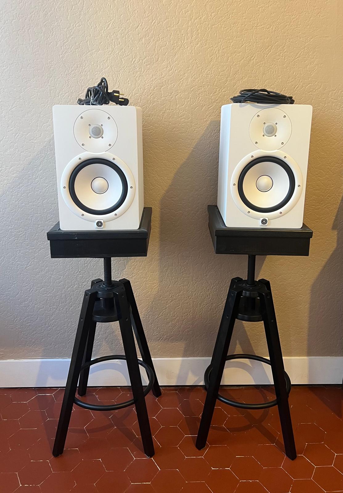 Vends enceintes de monitoring : Yamaha HS8