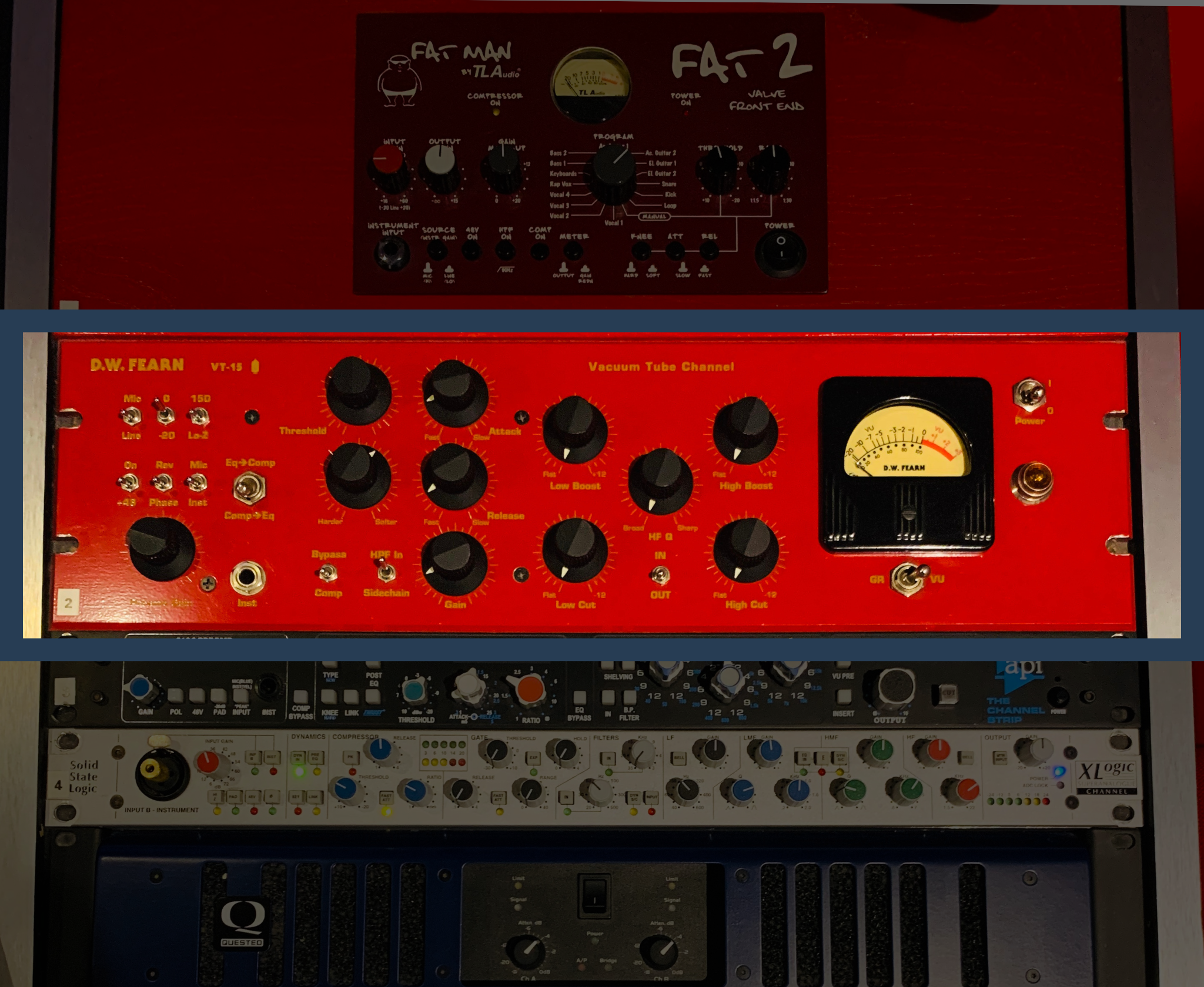 Tranche de console DW.FEARN VT15 à lampes