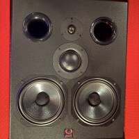 Paire de Quested VH3208 avec Ampli AP1550-2