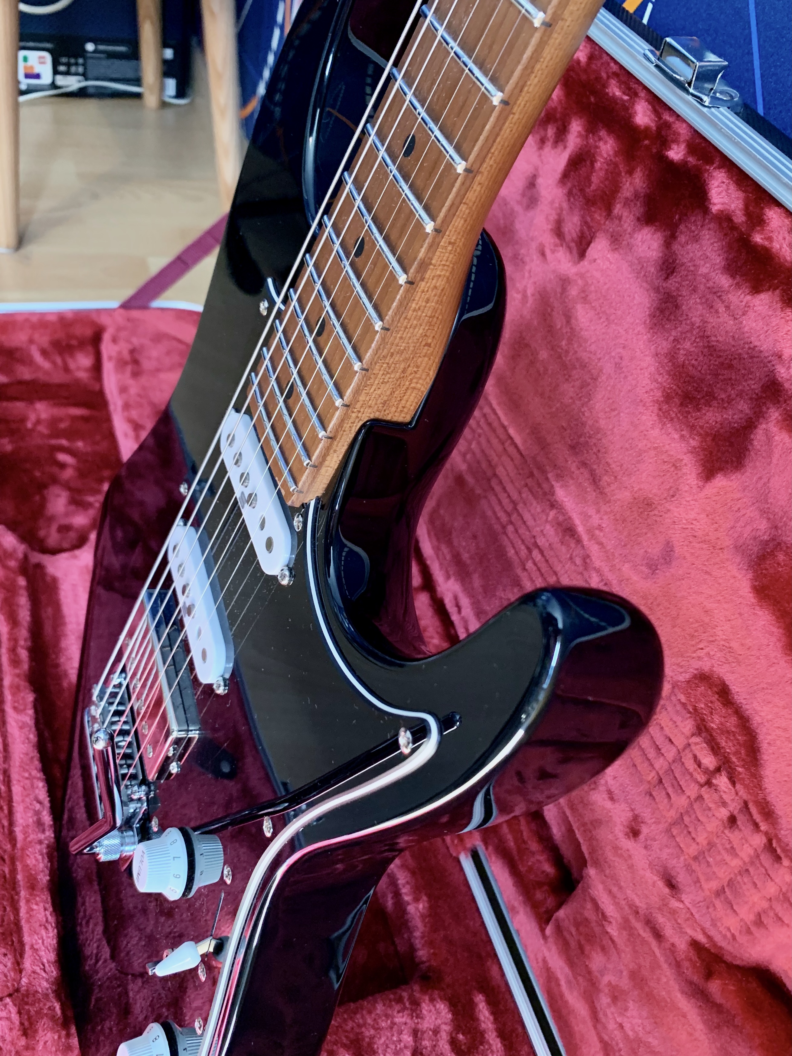 Ibanez AZ2204B Prestige (99138)