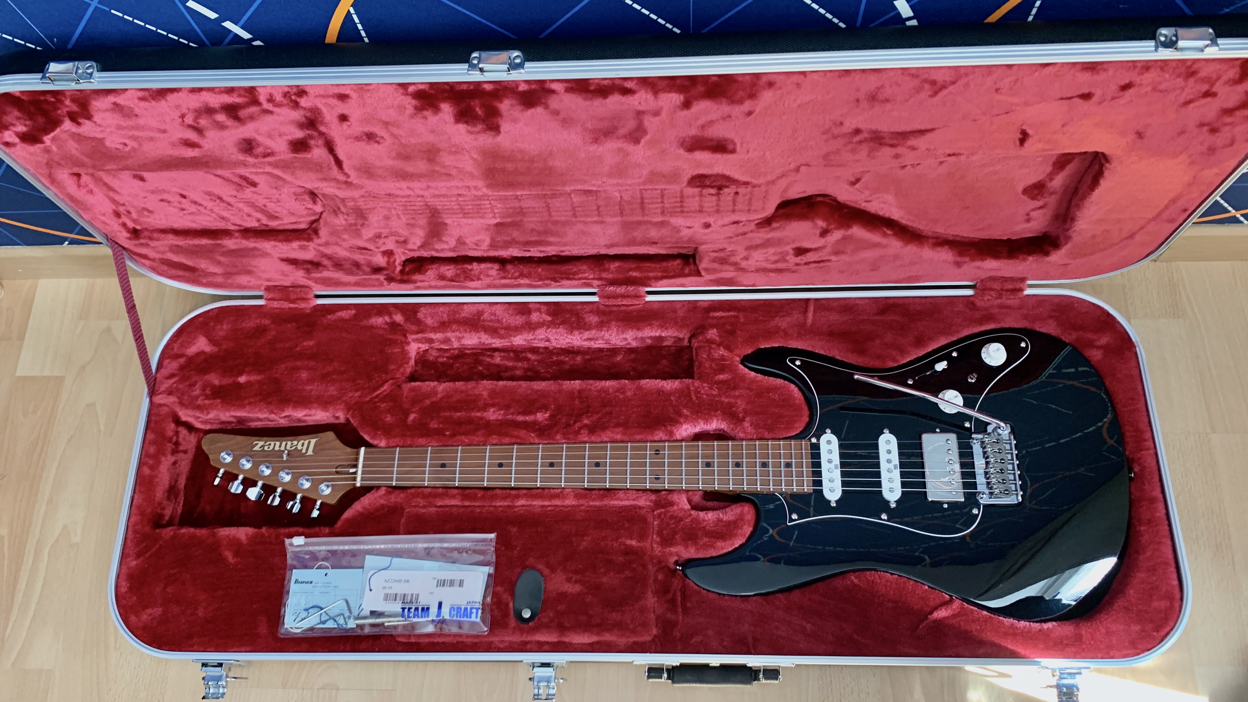 Ibanez AZ2204B Prestige (63685)