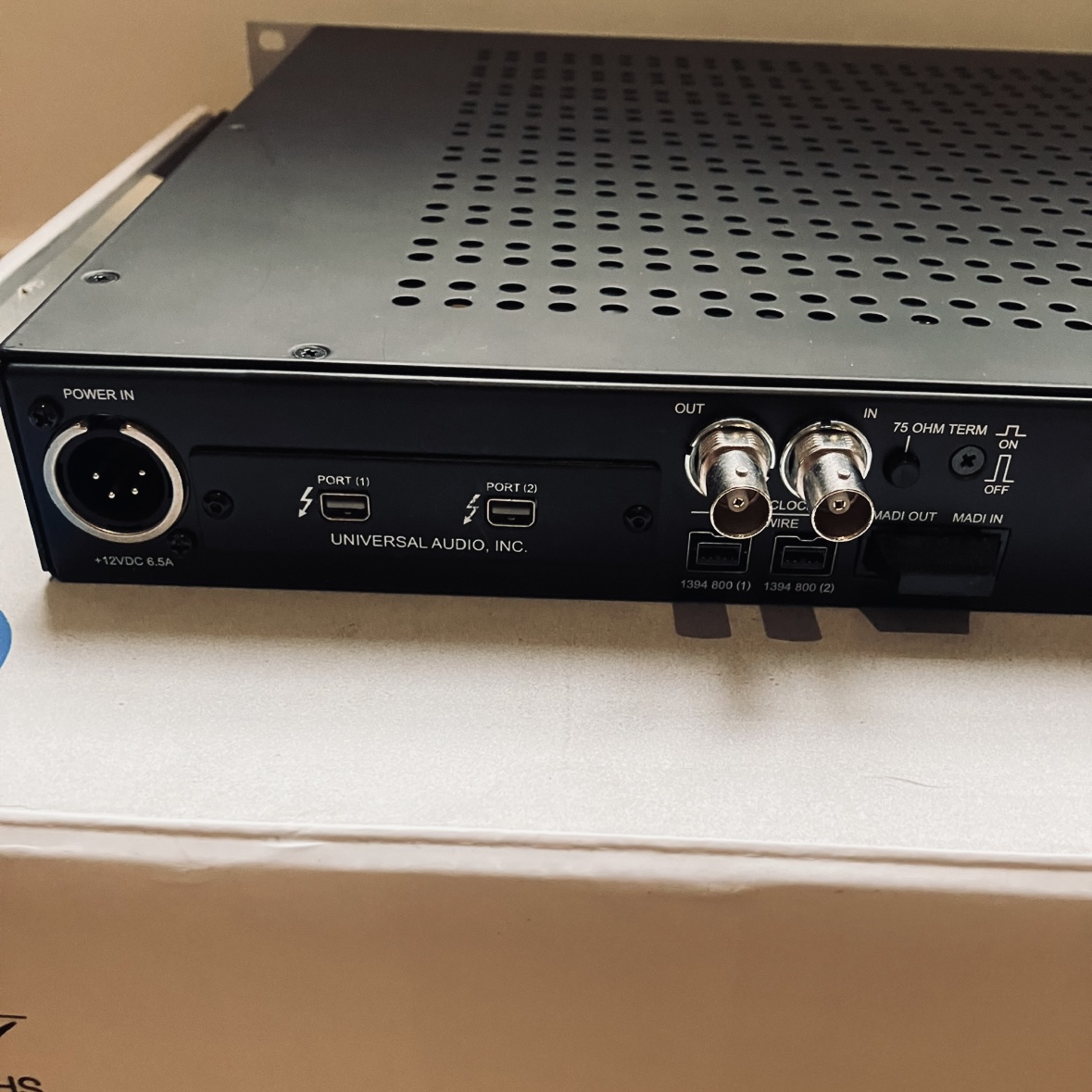 Universal Audio Apollo 16 (89540)