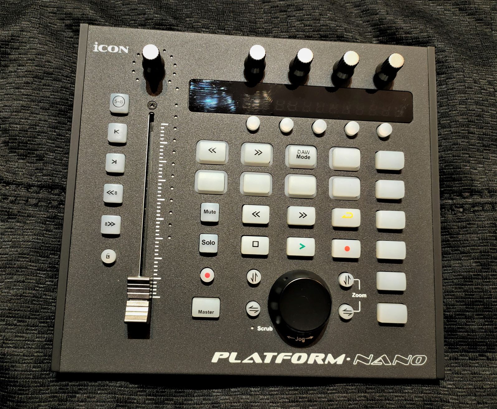 Vends surface de contrôle ICON Platform Nano