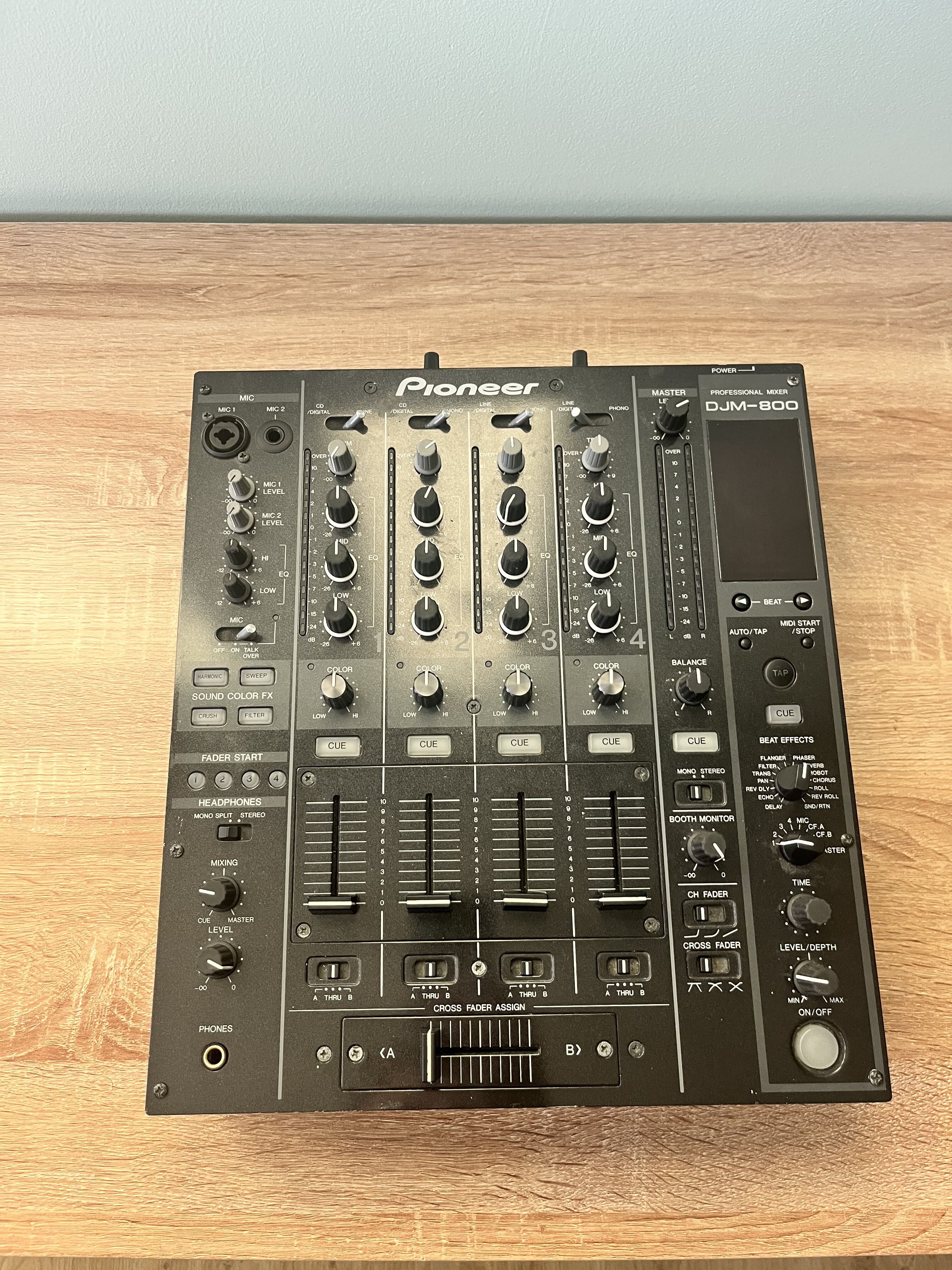 Pioneer DJM-800 (5857)