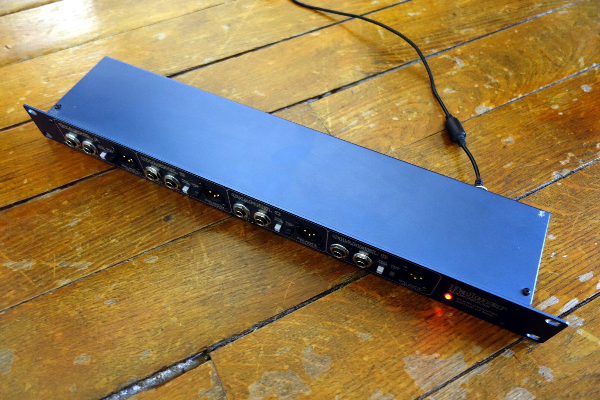 Boîtes de direct Palmer PAN 03 Rack 19" 1U 4 voies