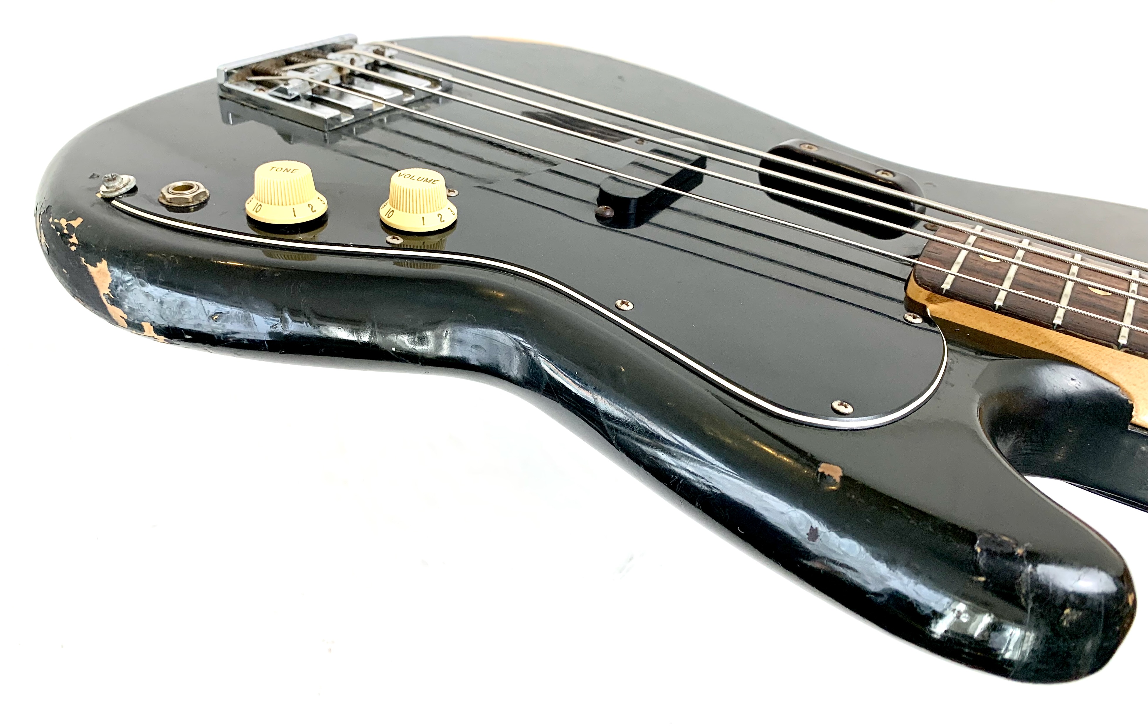 Fender Musicmaster Bass (76522)