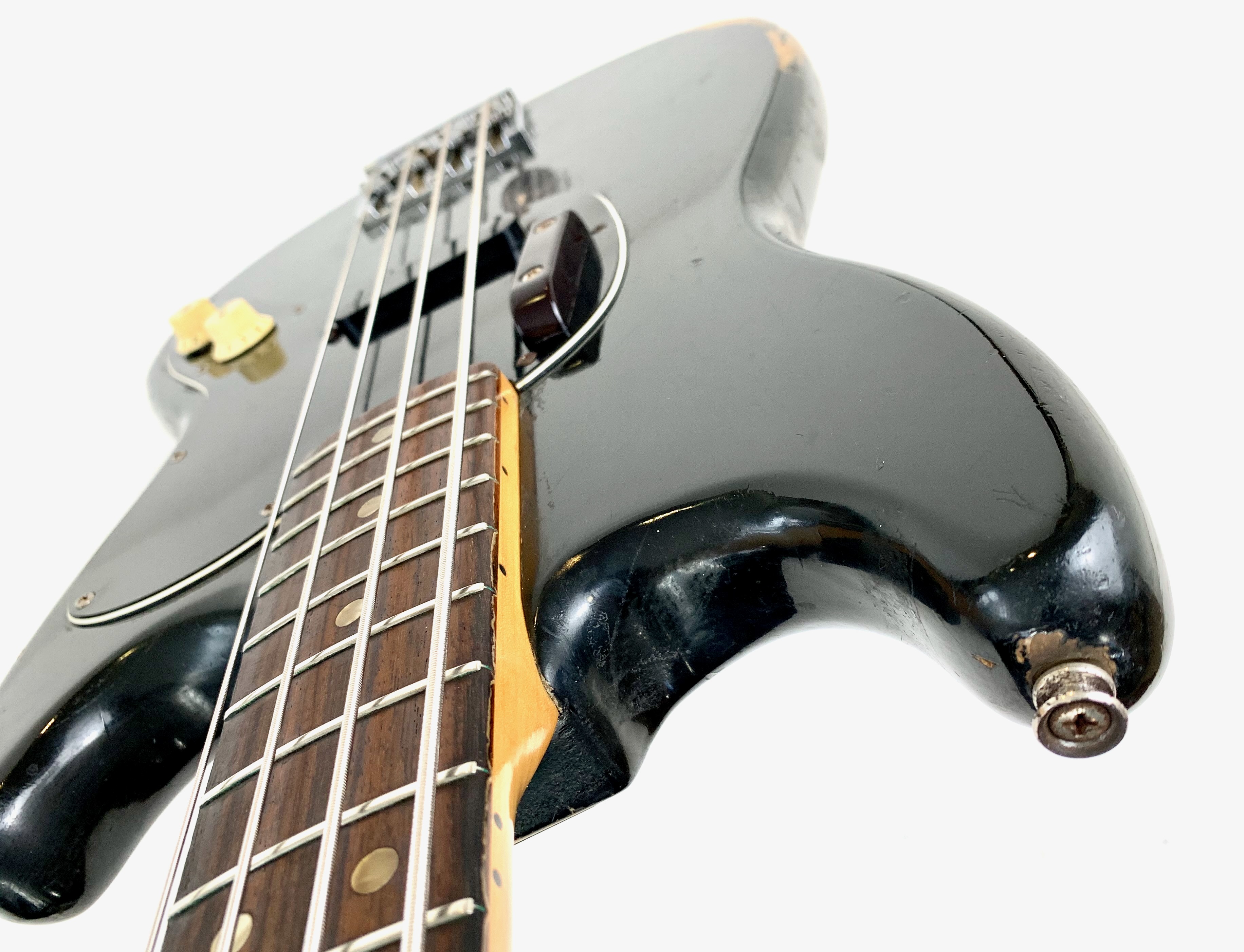 Fender Musicmaster Bass (40832)